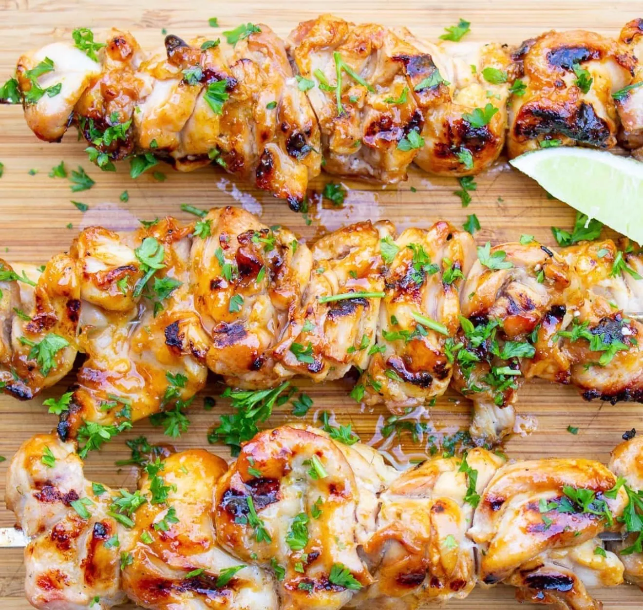 Spicy Honey  Boneless Thighs With White Rice And Broccoli