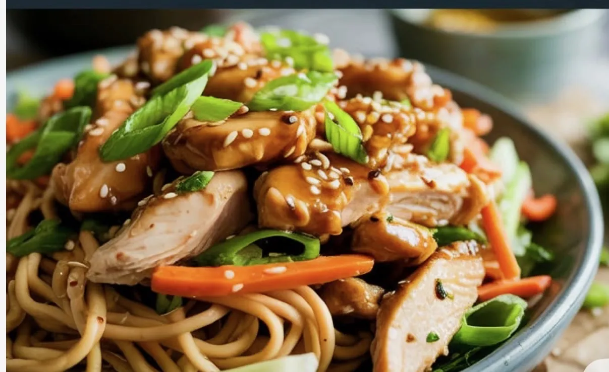 Sesame Ginger Noodle Salad with Chicken